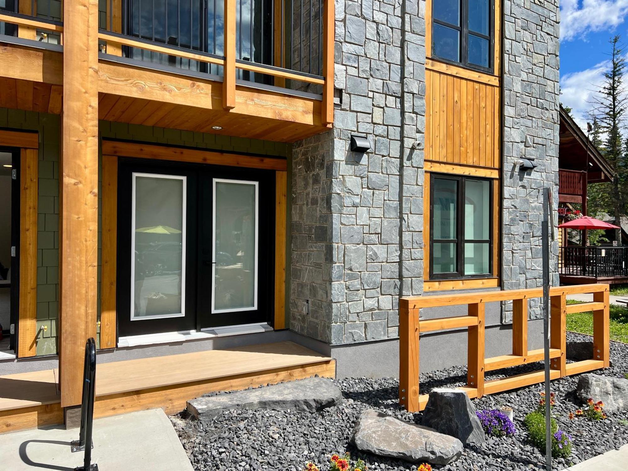 Special! New Downtown Mtn View Free Parking 2B&2B Apartment Canmore Luaran gambar