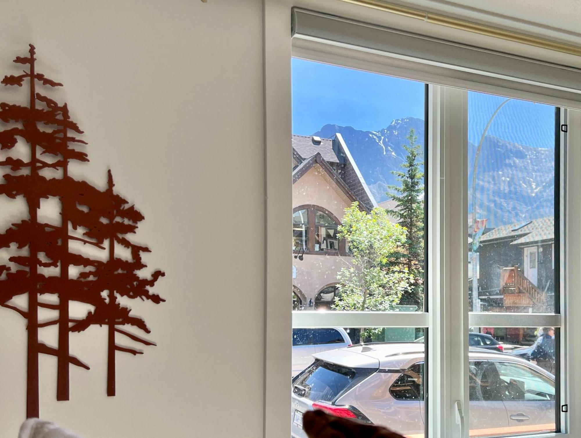 Special! New Downtown Mtn View Free Parking 2B&2B Apartment Canmore Luaran gambar